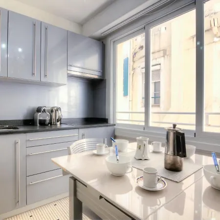 Apartment Bellevue Clemenceau-1 By Interhome *